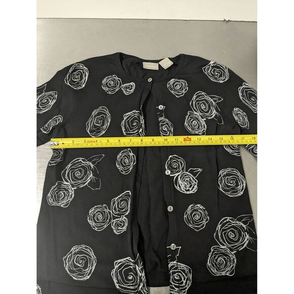 Field gear Women 2 Piece Black and White Rose Floral Pattern Button Up Sweater a - Picture 8 of 13